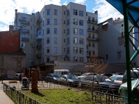 Petrogradsky district,  , house 18 к.1. Apartment house