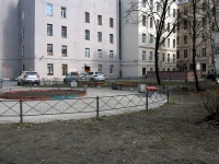 Petrogradsky district,  , 房屋 2В. 公寓楼