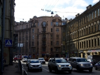 Petrogradsky district, Chapaev st, house 2. Apartment house