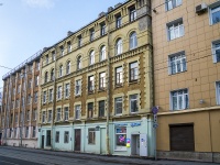 Petrogradsky district, Chapaev st, 房屋 12/3. 公寓楼