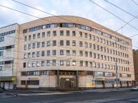 соседний дом: ул. Чапаева, дом 25. офисное здание