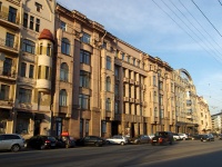 Petrogradsky district, Dobrolyubov avenue, 房屋 19. 公寓楼
