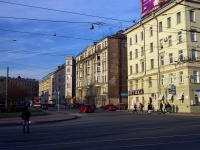 Petrogradsky district, Yablochkov st, 房屋 22. 公寓楼