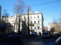 Петроградский район, улица Большая Зеленина, дом 17. многоквартирный дом