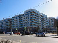 Petrogradsky district, Vyazovaya st, 房屋 8. 公寓楼