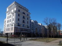 Petrogradsky district, Morskoy avenue, 房屋 24 к.1. 公寓楼