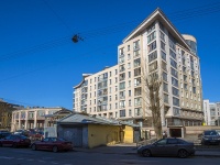 Petrogradsky district, Petrozavodskaya st, house 13. Apartment house