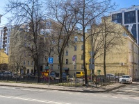 Petrogradsky district, Reznaya st, house 15/4. Apartment house