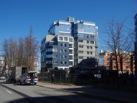 Petrogradsky district,  , 房屋 10. 公寓楼