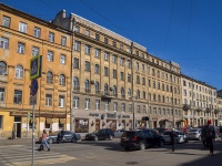 Petrogradsky district, Voskova st, house 15-17. Apartment house