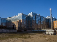 Petrogradsky district, Pionerskaya st, 房屋 50 ЛИТ А. 公寓楼