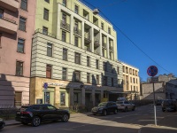 Petrogradsky district, Pionerskaya st, house 16. Apartment house