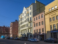Petrogradsky district, Pionerskaya st, 房屋 31. 公寓楼