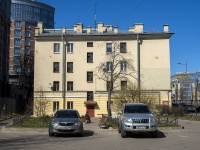 Petrogradsky district, Pionerskaya st, house 48. Apartment house