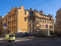 Petrogradsky district, Krasnogo kursanta st, 房屋 15/2 ЛИТ А. 公寓楼