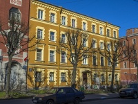 Petrogradsky district, st Krasnogo kursanta, house 23. Apartment house