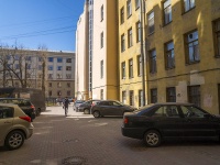 Petrogradsky district, Ropshinskaya st, house 24. Apartment house
