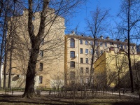 Petrogradsky district, Ropshinskaya st, house 32. Apartment house
