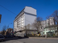 Petrogradsky district, Malaya zelenina st, 房屋 1/22. 公寓楼