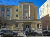 Petrogradsky district, 文科中学 Академическая гимназия №56, Pudozhskaya st, 房屋 4