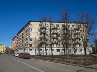 Petrogradsky district, Pudozhskaya st, house 3. Apartment house