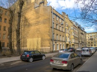 Petrogradsky district, Monchegorskaya st, 房屋 10. 公寓楼