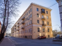Petrogradsky district, Petrovsky alley, house 3. Apartment house