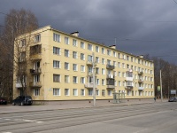 Primorsky district, st Torzhkovskaya, house 8. Apartment house