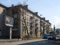 Primorsky district, st Shkolnaya, house 6. Apartment house