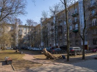 Primorsky district, Shkolnaya st, house 9. Apartment house