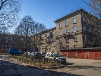 Primorsky district, st Shkolnaya, house 10. Apartment house