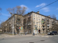 Primorsky district, st Shkolnaya, house 17. Apartment house
