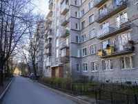 Primorsky district, Lanskoe road, 房屋 6. 公寓楼