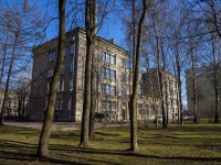 Primorsky district, st Savushkin, house 5. technical school