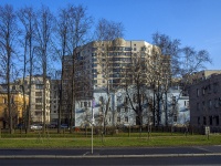 Primorsky district, Savushkin st, 房屋 36. 公寓楼