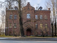 Primorsky district, Primorsky avenue, house 22. Apartment house