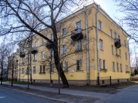 Primorsky district, Oskalenko st, house 4. Apartment house