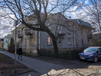 Primorsky district, Oskalenko st, 房屋 16. 公寓楼