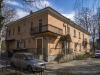 Primorsky district, Oskalenko st, house 17. Apartment house