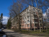 Primorsky district, st Matrosa zheleznyaka, house 31. Apartment house