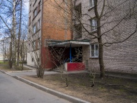 Primorsky district, Matrosa zheleznyaka st, house 39. Apartment house