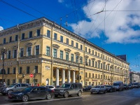 Central district, Nevsky avenue, 房屋 18. 公寓楼