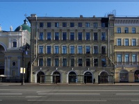 Central district, avenue Nevsky, house 34. Apartment house
