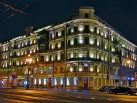Central district, Nevsky avenue, 房屋 64. 公寓楼