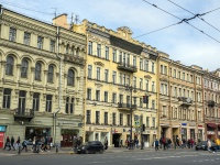 Central district, Nevsky avenue, 房屋 102. 公寓楼