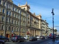 Central district, Nevsky avenue, 房屋 107. 公寓楼