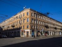 隔壁房屋: avenue. Nevsky, 房屋 111/3. 公寓楼