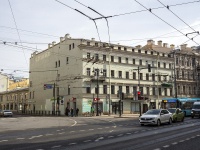 隔壁房屋: avenue. Nevsky, 房屋 128. 公寓楼