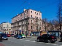 Central district, Nevsky avenue, 房屋 146. 公寓楼
