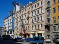 Central district, Nevsky avenue, house 154. Apartment house